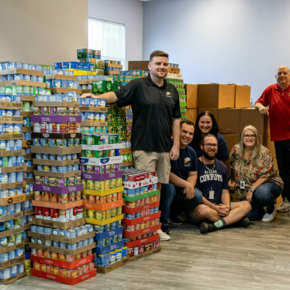 1123_Food-Drive-PR_web-scaled 1123_Food-Drive-PR_web-scaled